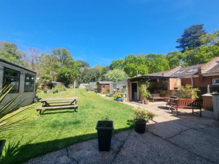 4 bedroom Semi-detached house for sale in Foxhall Road, Ipswich, IP4