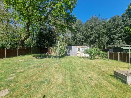 4 bedroom Semi-detached house for sale in Foxhall Road, Ipswich, IP4