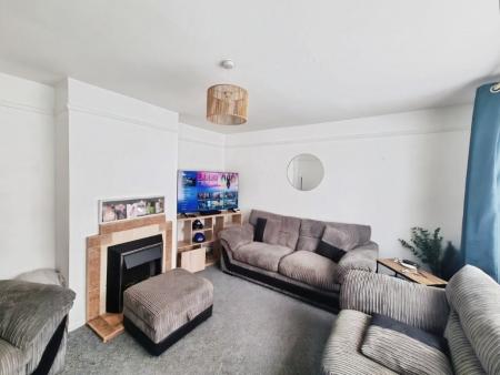 3 bedroom Terraced House for sale in Goldcrest Road, Ipswich, IP2