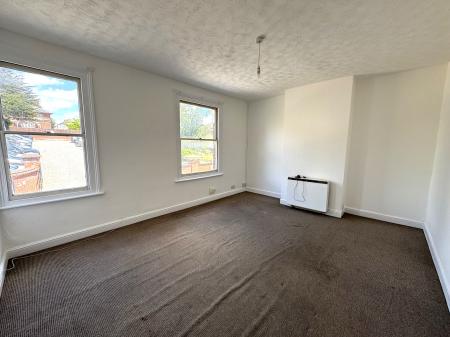 2 bedroom Flat to let in Anglesea Road, Ipswich, IP1
