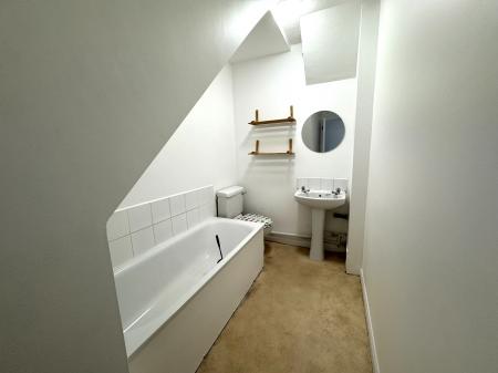2 bedroom Flat to let in Anglesea Road, Ipswich, IP1