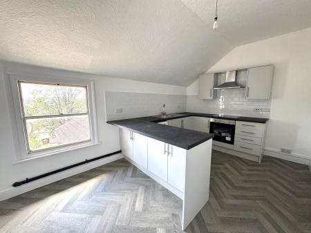 2 bedroom Flat to let in Anglesea Road, Ipswich, IP1