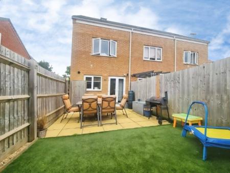 3 bedroom End of terrace house for sale in Stowmarket Road, Great Blakenham, IP6