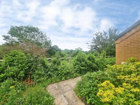 3 bedroom End of terrace house for sale in Stowmarket Road, Great Blakenham, IP6