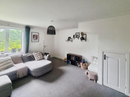 3 bedroom End of terrace house for sale in Stowmarket Road, Great Blakenham, IP6