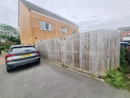 3 bedroom End of terrace house for sale in Stowmarket Road, Great Blakenham, IP6