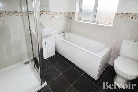 3 bedroom Semi-detached house for sale in Adelaide Road, Ipswich, IP4