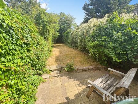2 bedroom Semi-detached house for sale in Wellesley Road, Ipswich, IP4