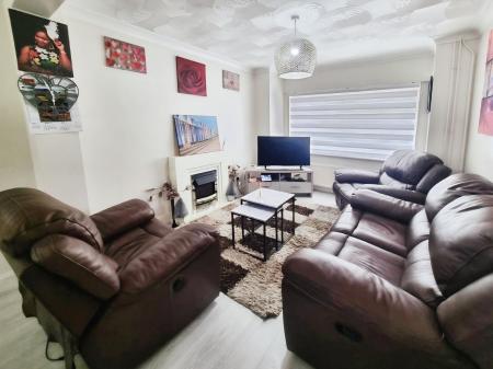 3 bedroom Semi-detached house for sale in Grange Road, Ipswich, IP4