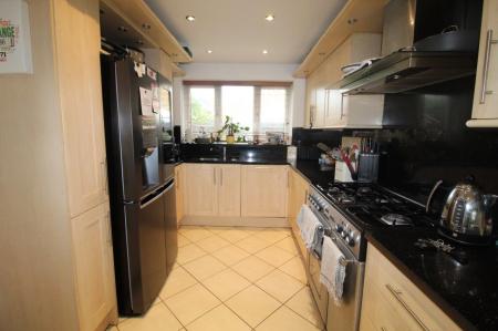 4 bedroom Detached house to let in Woodrush Road, Ipswich, IP3