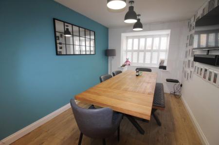 4 bedroom Detached house to let in Woodrush Road, Ipswich, IP3