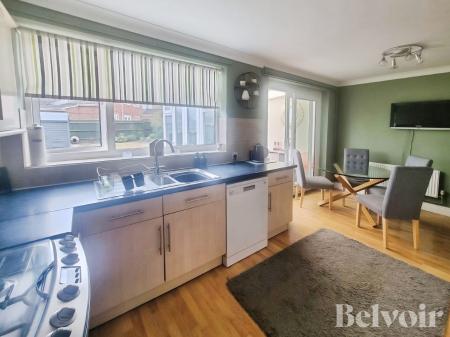 4 bedroom Terraced House for sale in Pearcroft Road, Ipswich, IP1