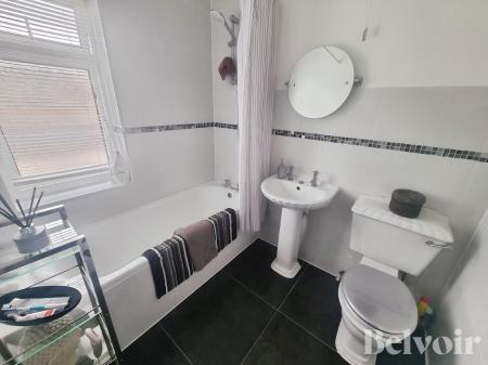 4 bedroom Terraced House for sale in Pearcroft Road, Ipswich, IP1