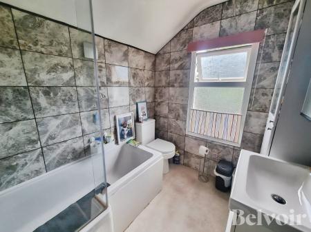 2 bedroom Terraced House for sale in Orwell Road, Ipswich, IP3