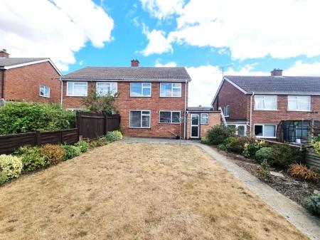 3 bedroom Semi-detached house for sale in Fircroft Road, Ipswich, IP1