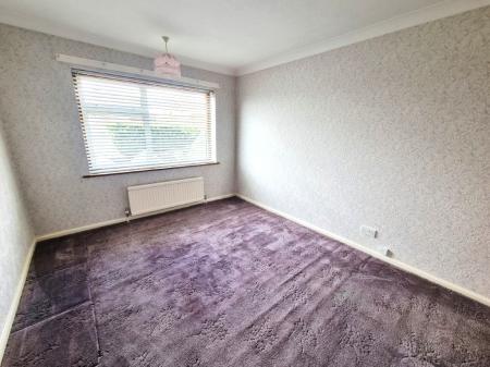 3 bedroom Semi-detached house for sale in Fircroft Road, Ipswich, IP1