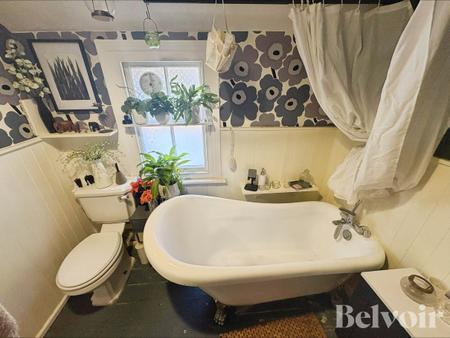 4 bedroom Terraced House for sale in Broom Hill Road, Ipswich, IP1