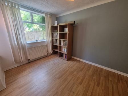3 bedroom Flat for sale in Broom Hill Road, Ipswich, IP1