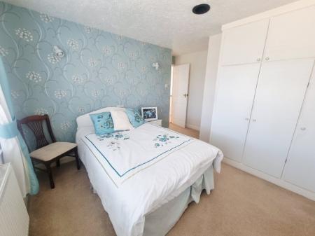 3 bedroom Semi-detached house for sale in Preston Drive, Ipswich, IP1