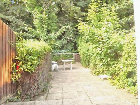2 bedroom Terraced House to let in Rosehill Crescent, Ipswich, IP3