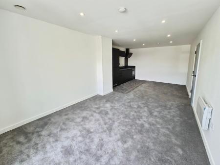 2 bedroom Flat to let in Tower Ramparts, Ipswich, IP1