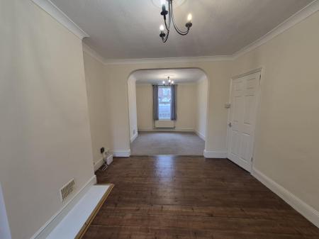 2 bedroom Terraced House to let in Levington Road, Ipswich, IP3