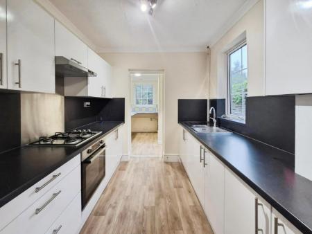 2 bedroom Terraced House to let in Levington Road, Ipswich, IP3