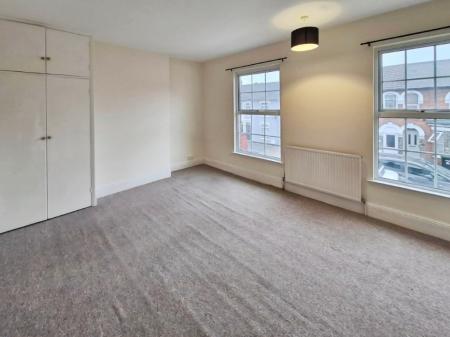 2 bedroom Terraced House to let in Levington Road, Ipswich, IP3