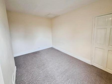2 bedroom Terraced House to let in Levington Road, Ipswich, IP3