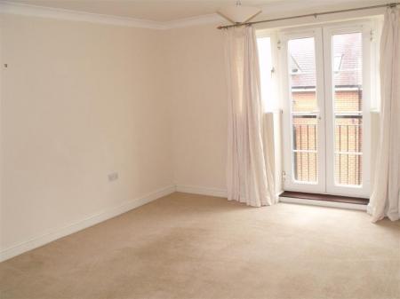2 bedroom Flat to let in Demoiselle Crescent, Ravenswood, Ipswich, IP3