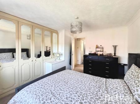2 bedroom Semi-detached house to let in Largent Grove, Kesgrave, IP5