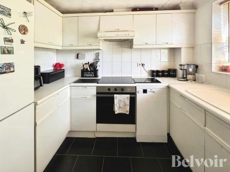 2 bedroom Semi-detached house to let in Largent Grove, Kesgrave, IP5