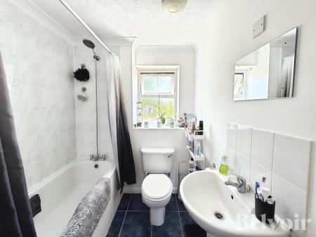 2 bedroom Semi-detached house to let in Largent Grove, Kesgrave, IP5