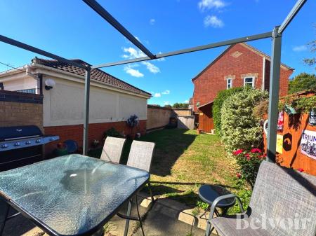2 bedroom Semi-detached house to let in Largent Grove, Kesgrave, IP5