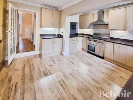 3 bedroom Semi-detached house to let in Britannia Road, Ipswich, IP4