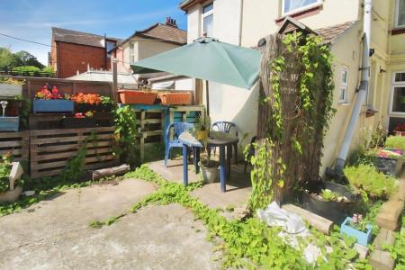 1 bedroom Flat to let in Burrell Road, Ipswich, IP2