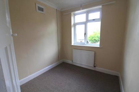 3 bedroom Terraced House to let in Roy Avenue, Ipswich, IP3