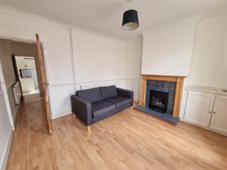 2 bedroom Terraced House for sale in Cemetery Road, Ipswich, IP4