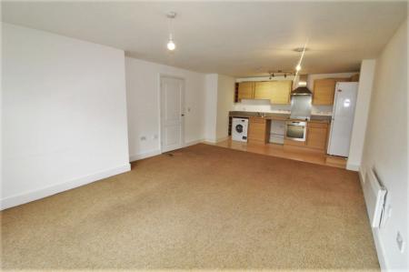1 bedroom Flat to let in Yeoman Close, Yarmouth Road, Ipswich, IP1