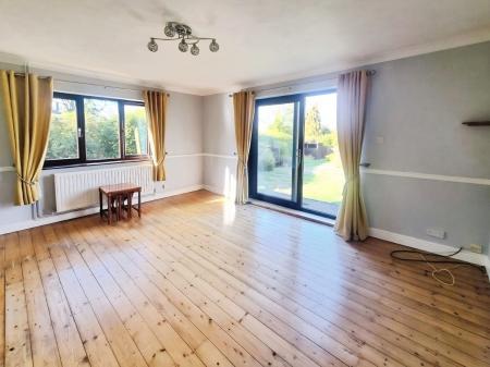 3 bedroom Bungalow to let in Bromeswell Road, IP4, Ipswich, IP4