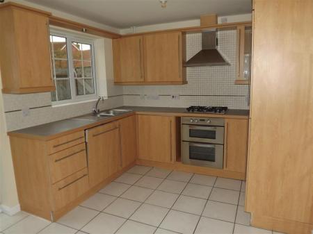 4 bedroom Terraced House to let in Spindler Close, Kesgrave, IP5