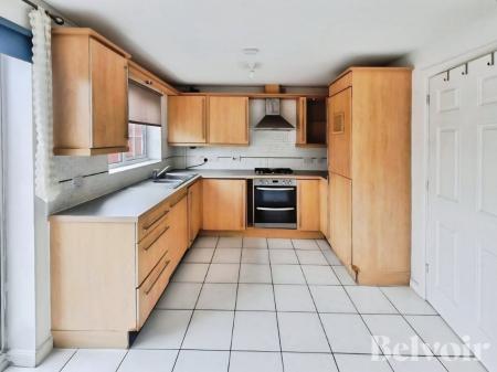 4 bedroom Terraced House to let in Spindler Close, Kesgrave, IP5