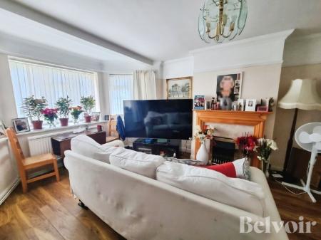 2 bedroom Flat for sale in Valley Road, Ipswich, IP1