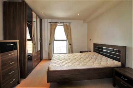 2 bedroom Flat to let in Wolsey Street, Ipswich, IP1
