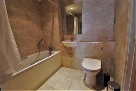2 bedroom Flat to let in Wolsey Street, Ipswich, IP1