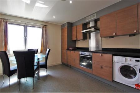 2 bedroom Flat to let in Wolsey Street, Ipswich, IP1