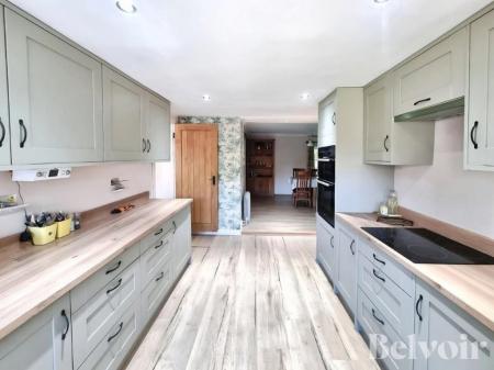 4 bedroom Detached house for sale in Church Street, Wetheringset, IP14