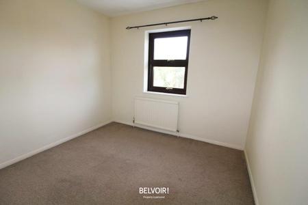 2 bedroom Detached house to let in Carlford Close, Martlesham Heath, IP5