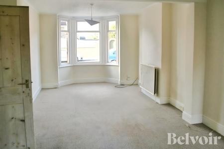 2 bedroom Semi-detached house to let in Wellesley Road, Ipswich, IP4