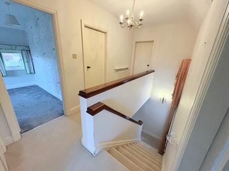 4 bedroom Detached house to let in Bowhill, Kettering, NN16